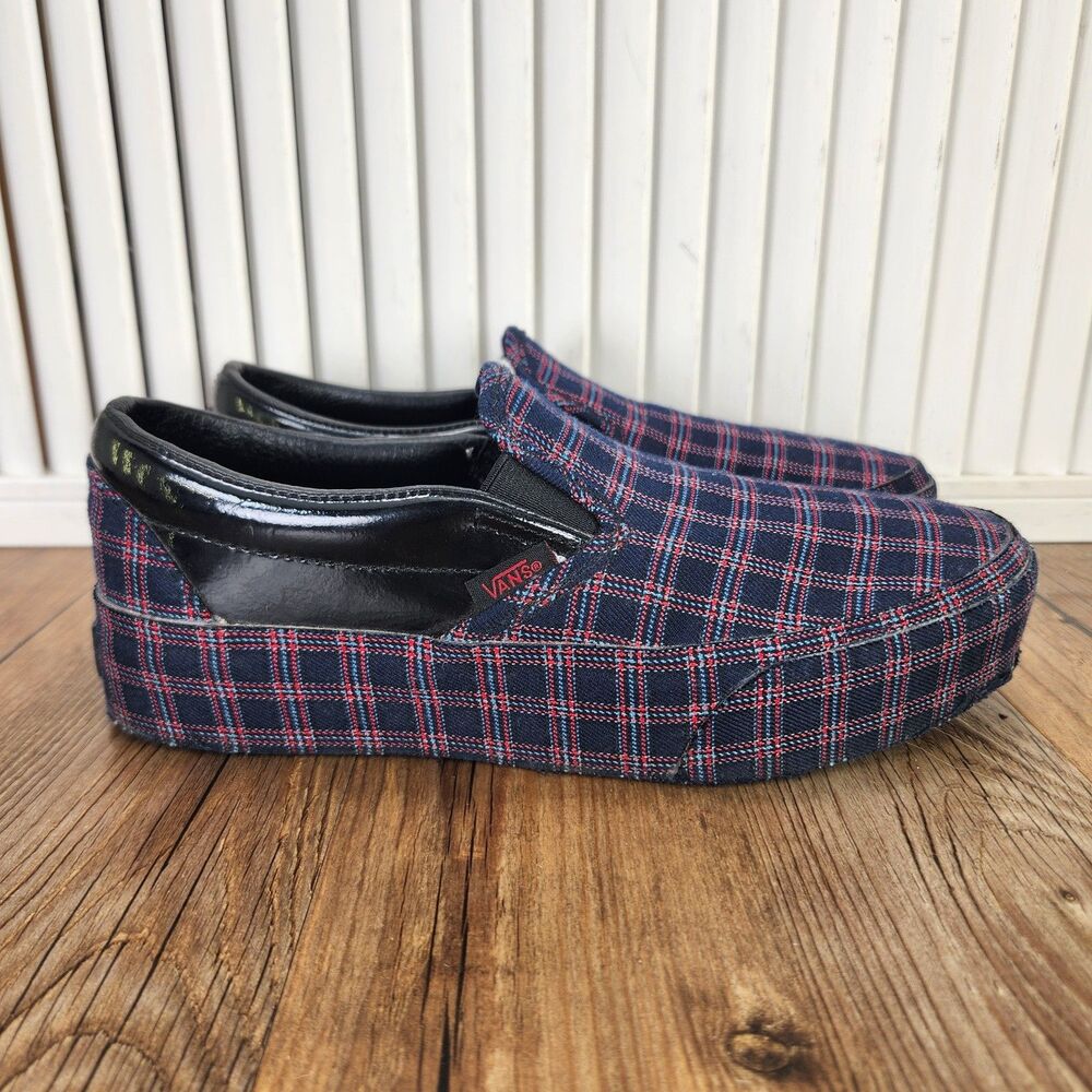 Vans Classic Slip-On Platform Plaid Womens Sz 7 Navy Red Streetwear Grunge Shoes